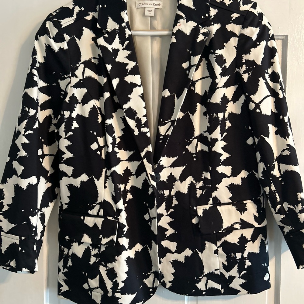 Coldwater Creek Women's Abstract Black and White Blazer